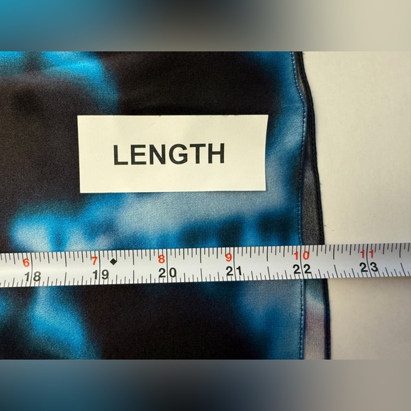 Erdem Size US 10 Black Blue Purple Silk Floral Top Made In England Designer - Picture 12 of 12